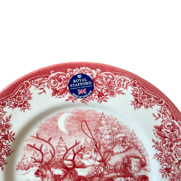 Royal Stafford Christmas SANTA'S SLEIGH RED Porcelain 8" Salad Plate Set of 4 - Picture 9 of 11